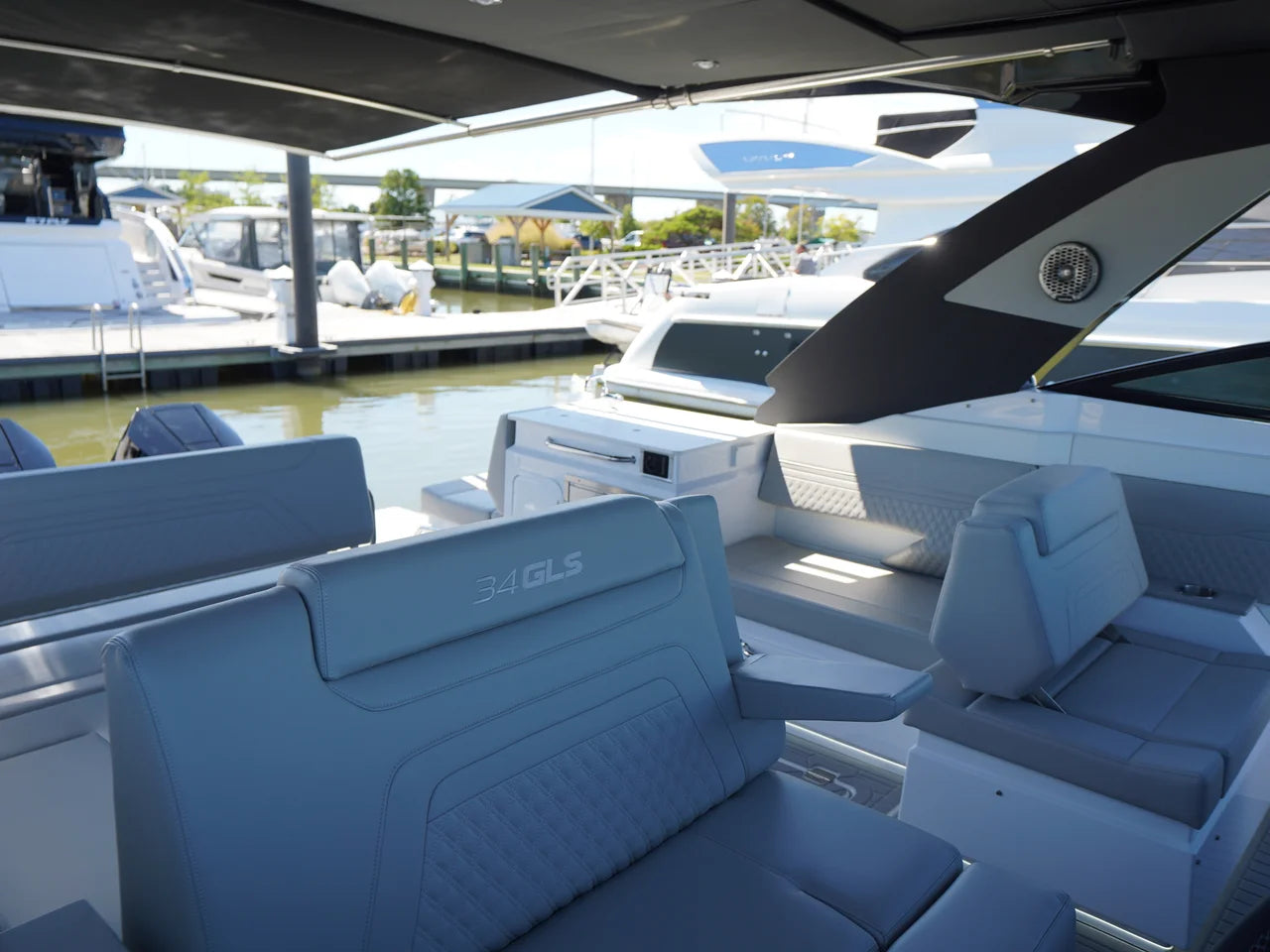 2026 Cruisers Yachts 34 GLS Outboard 34.0 feet, Grasonville, MD #50