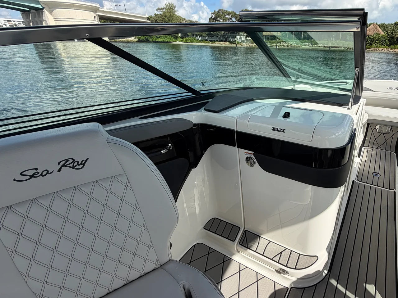 2024 Sea Ray SLX 280 Outboard 28.0 feet, Jupiter, Florida #63