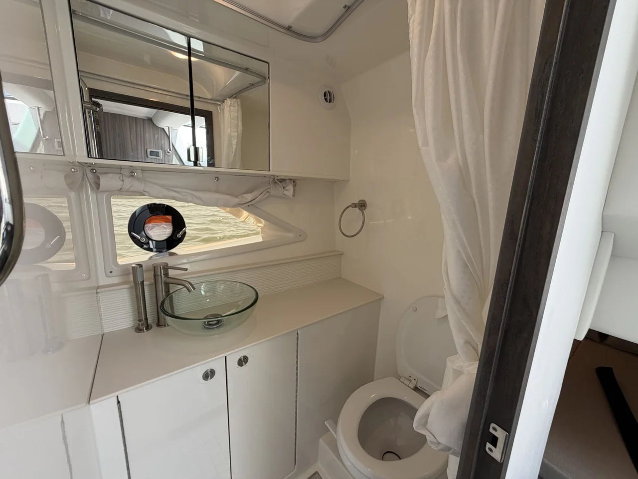 2026 Sea Ray Sundancer 320 Outboard 32.0 feet, Seabrook, TX #44