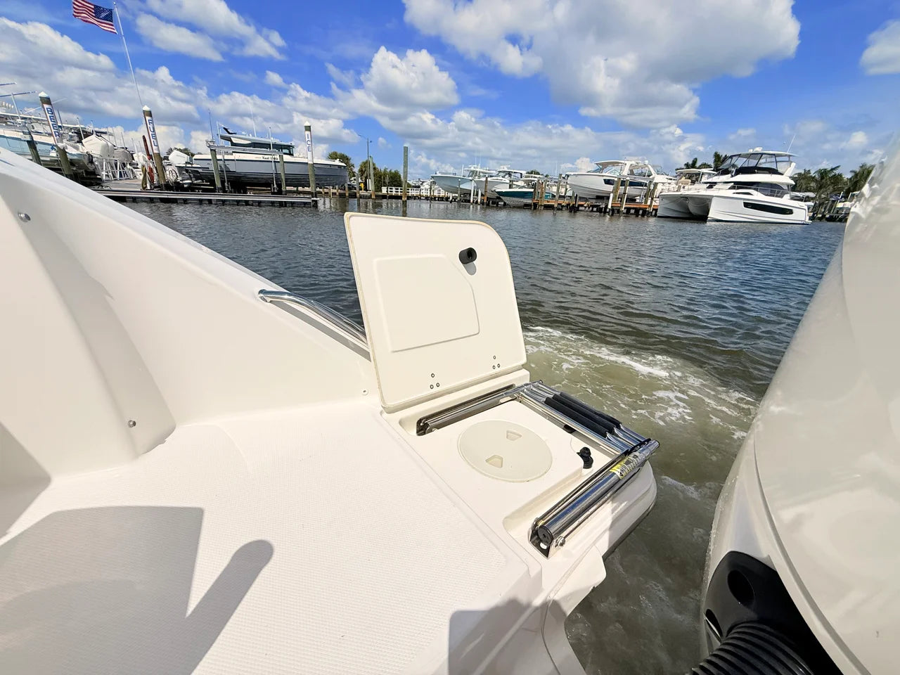 2024 Boston Whaler 320 Vantage 32.0 feet, St Petersburg, FL #21