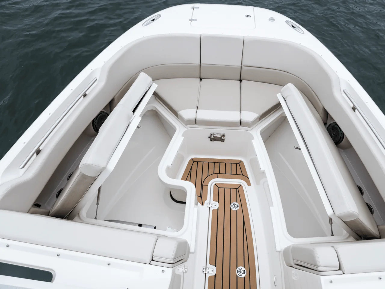 2024 Boston Whaler 320 Vantage 32.0 feet, Norwalk, Connecticut #46