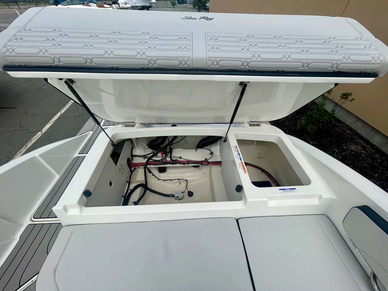 2027 Sea Ray SPX 210 Outboard 21.0 feet, Danvers, Massachusetts #6