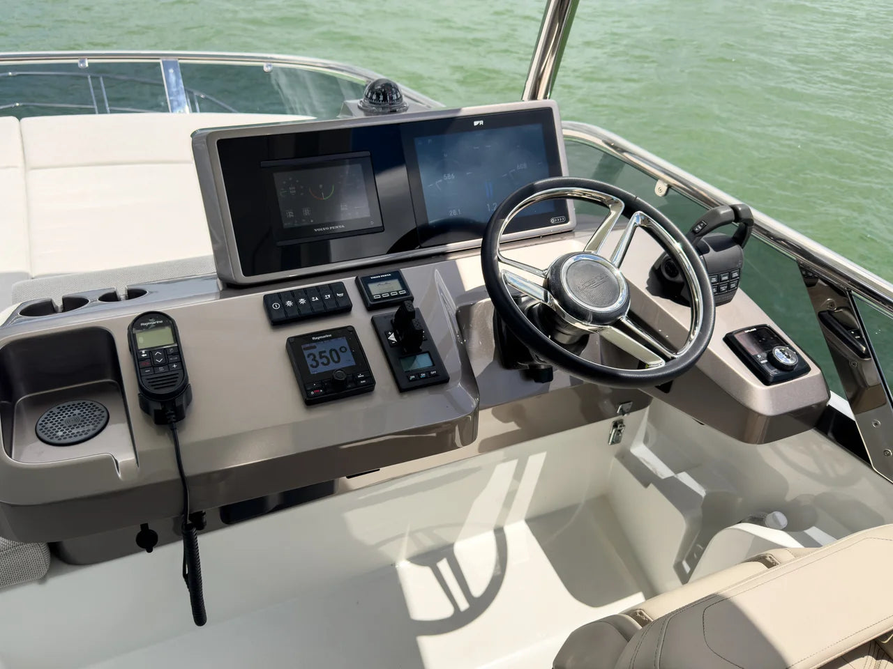 2027 Galeon 520FLY 52.0 feet, Dania Beach, Florida #28