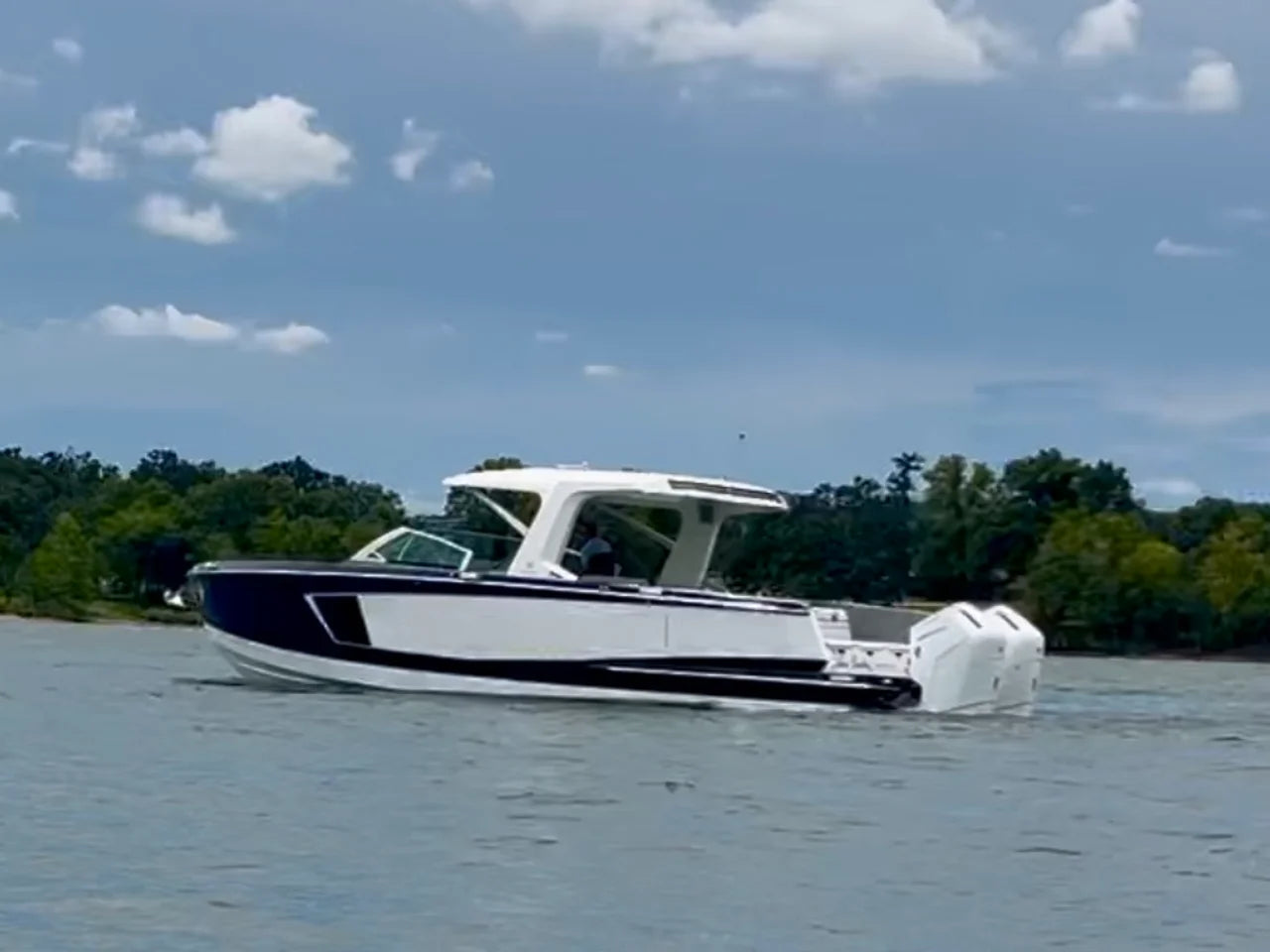 2023 Aviara AV40 OB 40.0 feet, Lake Ozark, MO #1