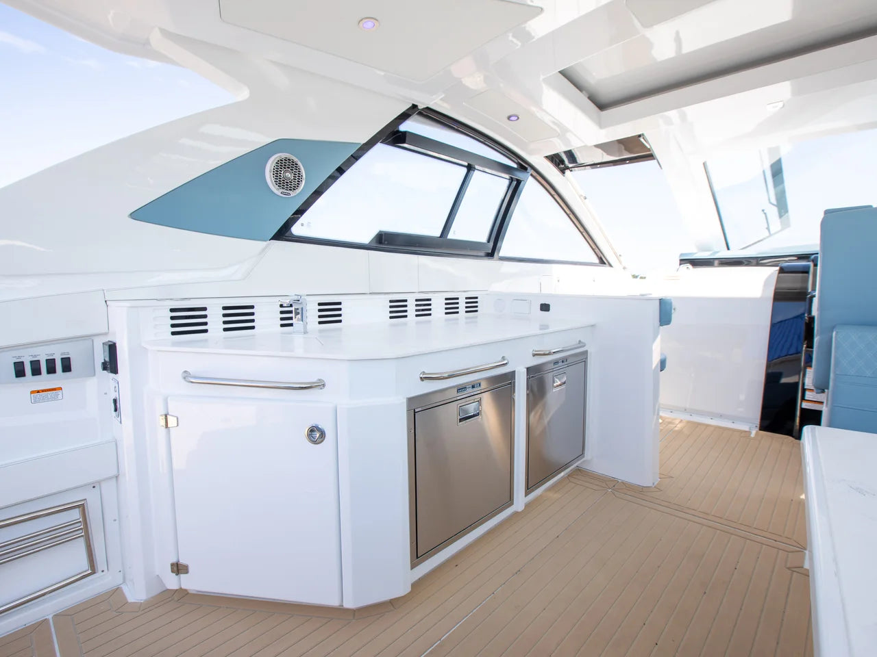 2027 Cruisers Yachts 42 GLS Outboard 42.0 feet, Brick Township, New Jersey #19