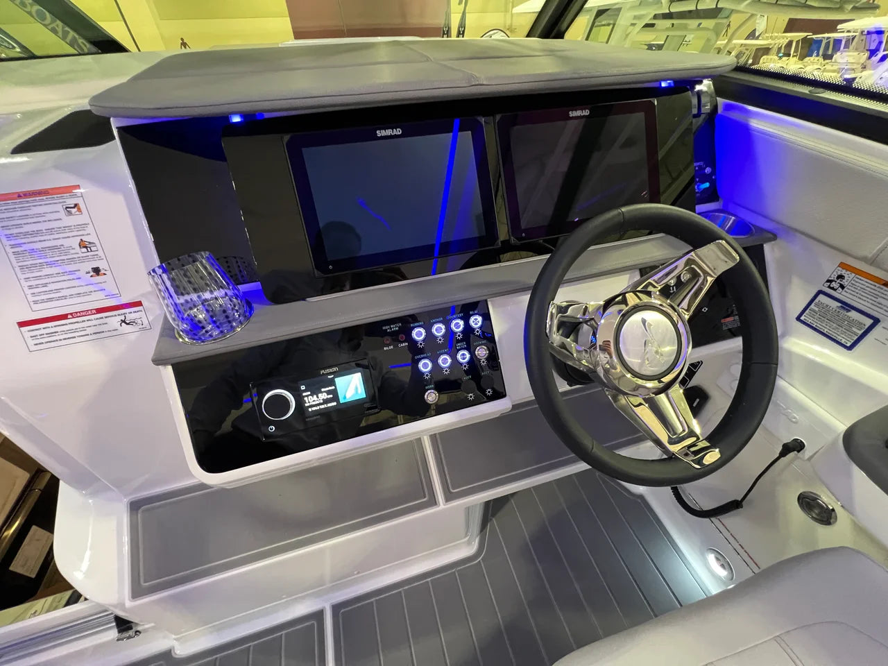 2026 Sea Ray Sundancer 320 Outboard 32.0 feet, Charleston, SC #18