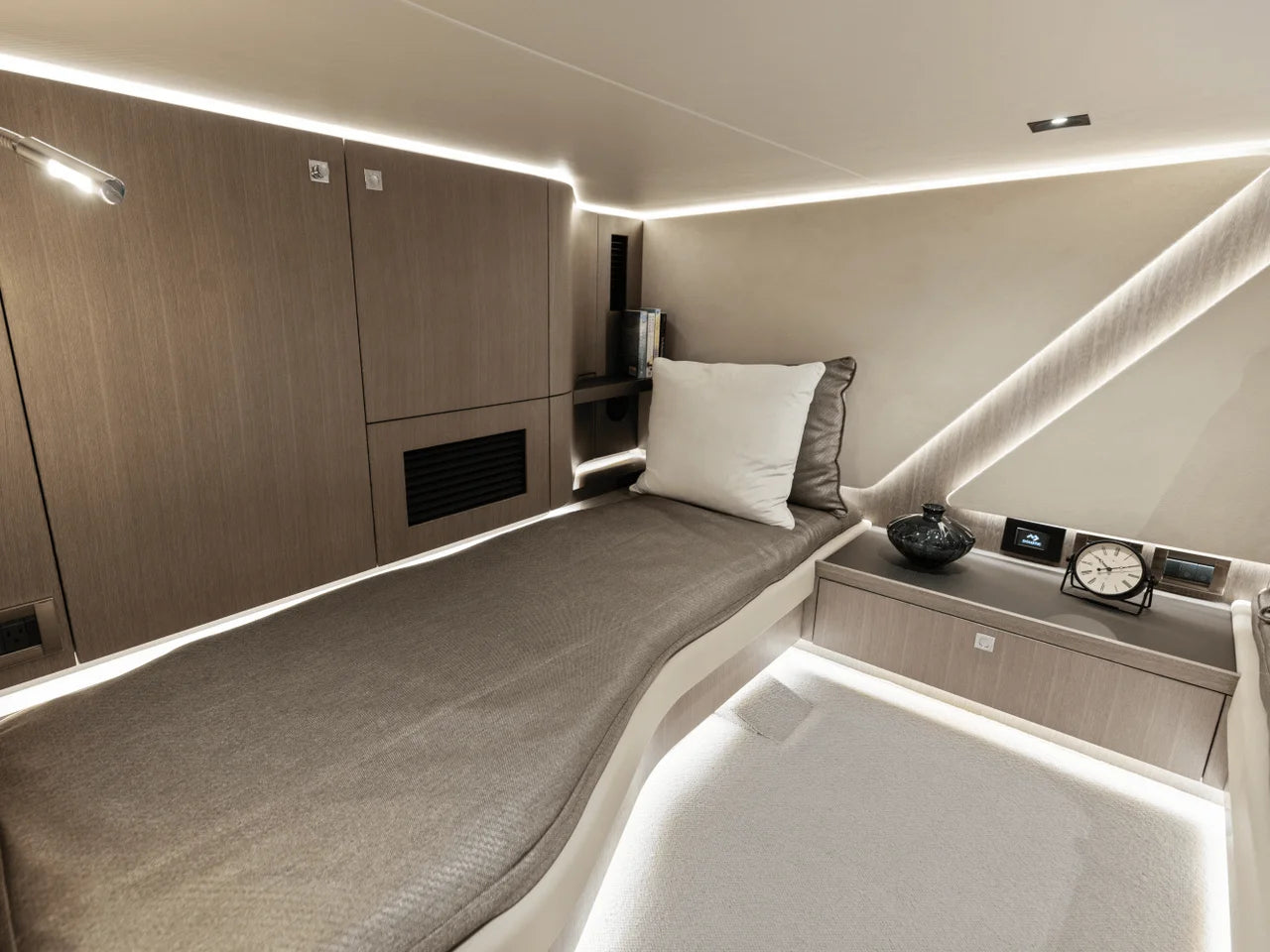 2027 Galeon 435 GTO 43.0 feet, Naples, Florida #45