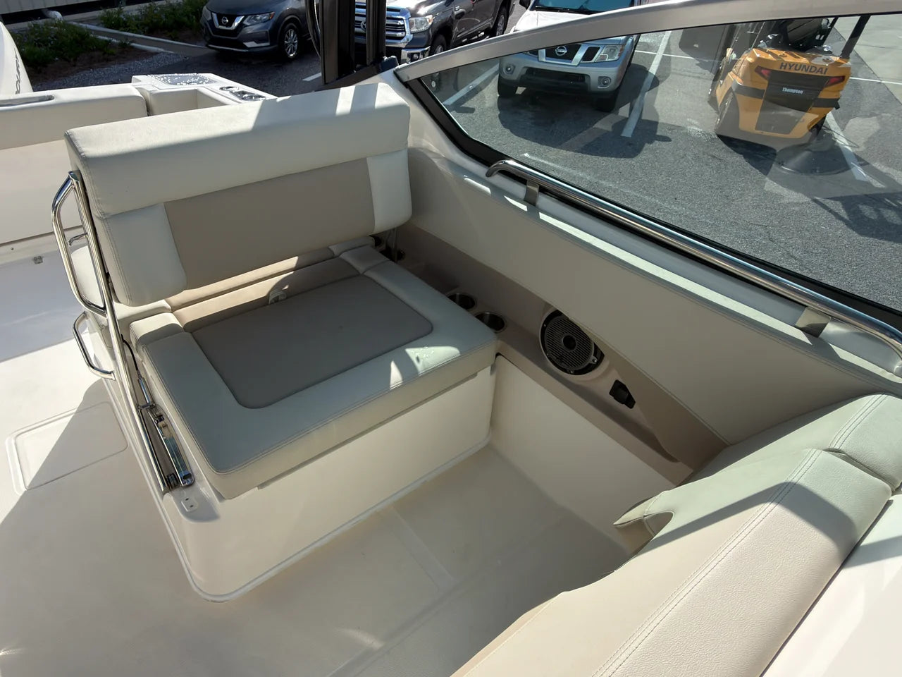 2027 Boston Whaler 240 Vantage 24.0 feet, Panama City, FL #25