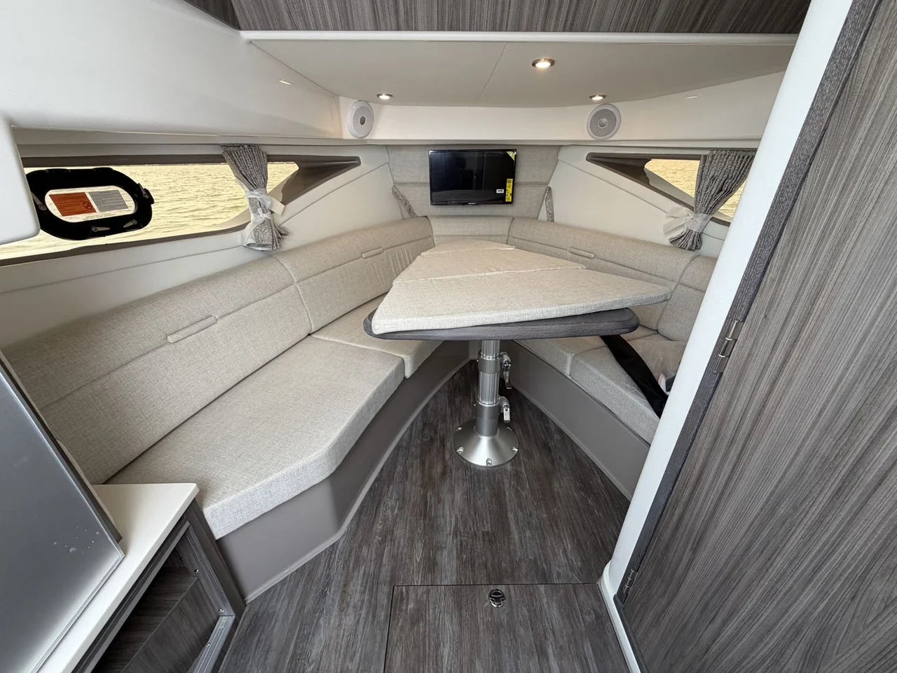 2026 Sea Ray Sundancer 320 Outboard 32.0 feet, Seabrook, TX #39
