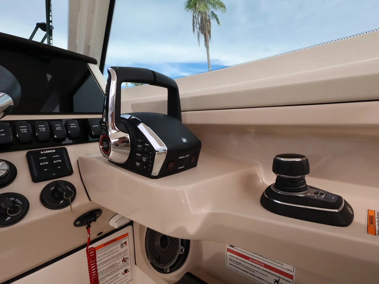 2027 Boston Whaler 280 Vantage 27.0 feet, Naples, Florida #22