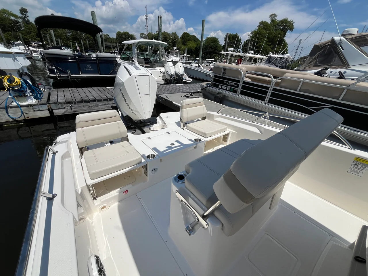 2026 Boston Whaler 250 Dauntless 25.0 feet, Wakefield, RI #13