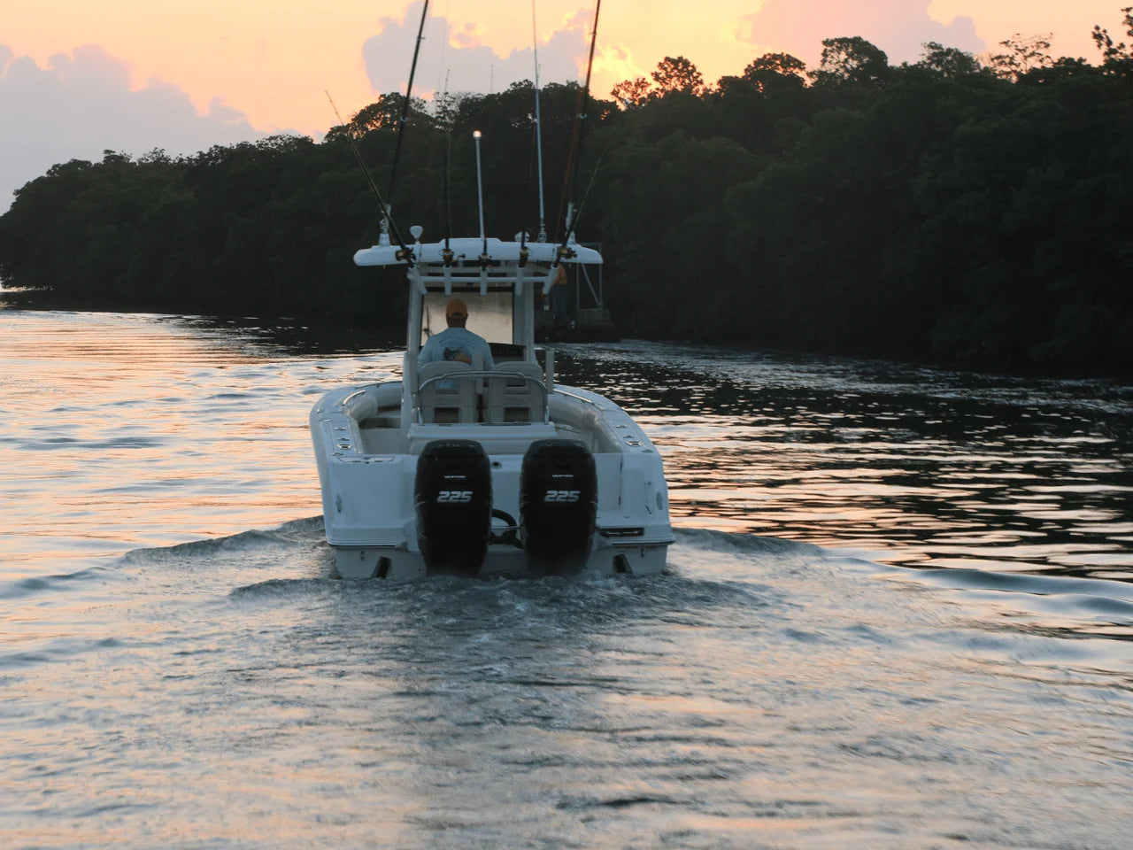 2027 Boston Whaler 250 Outrage 25.0 feet, Wrightsville Beach, North Carolina #15