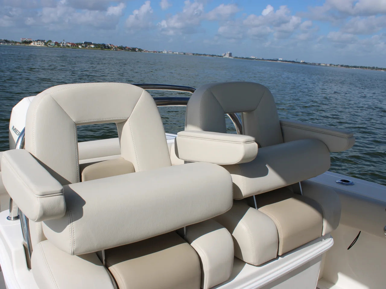 2027 Boston Whaler 250 Outrage 25.0 feet, Seabrook, TX #12