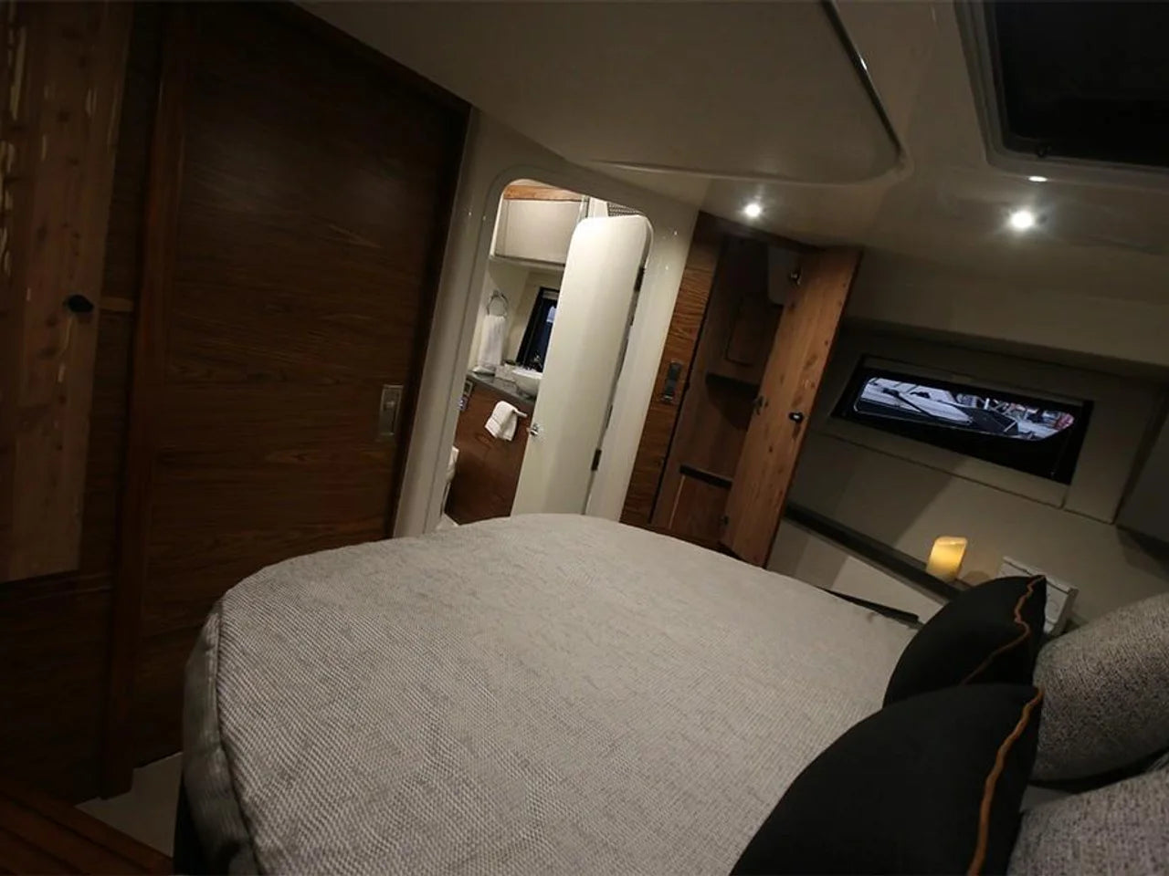 2026 Boston Whaler 405 Conquest 40.0 feet, Inuvik, Northwest Territories #51
