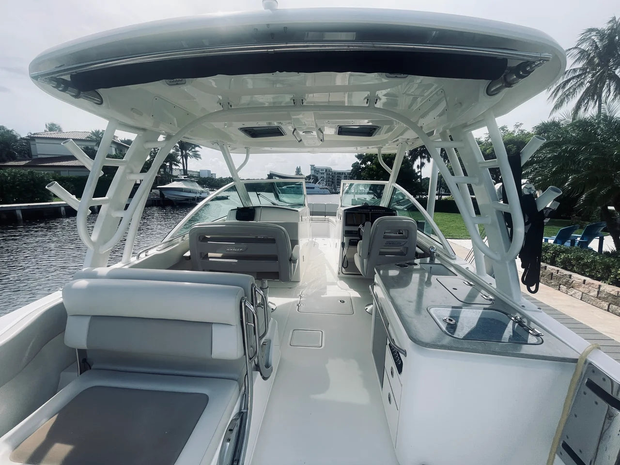 2022 Boston Whaler 320 VANTAGE 32.0 feet, Delray Beach, FL #23