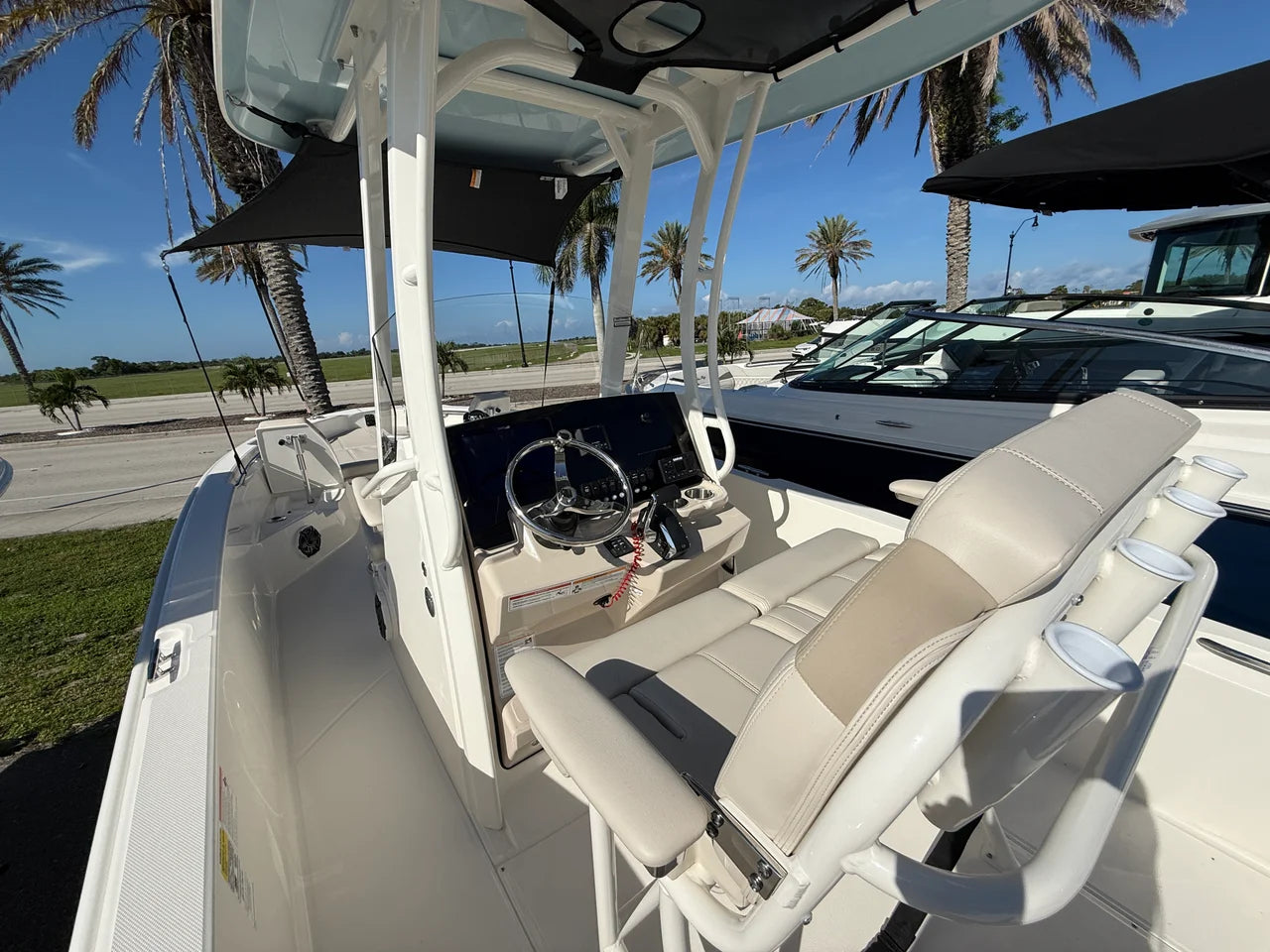 2027 Boston Whaler 250 Dauntless 25.0 feet, Venice, Florida #27