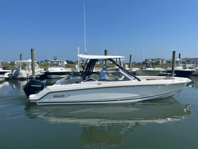 2026 Boston Whaler 240 Vantage 24.0 feet, Westbrook, Connecticut #1