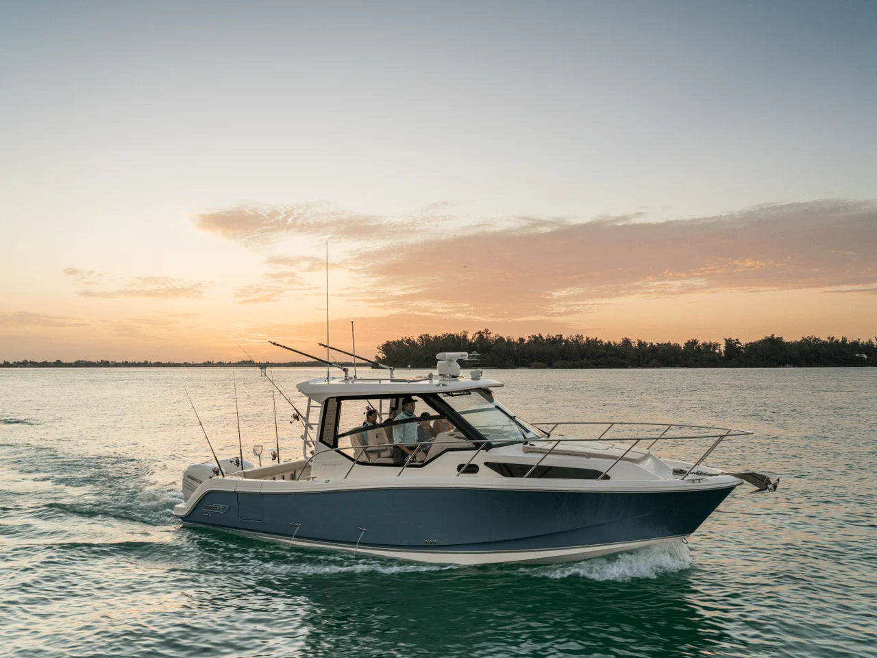 2027 Boston Whaler 325 Conquest 32.0 feet, Norwalk, Connecticut #12