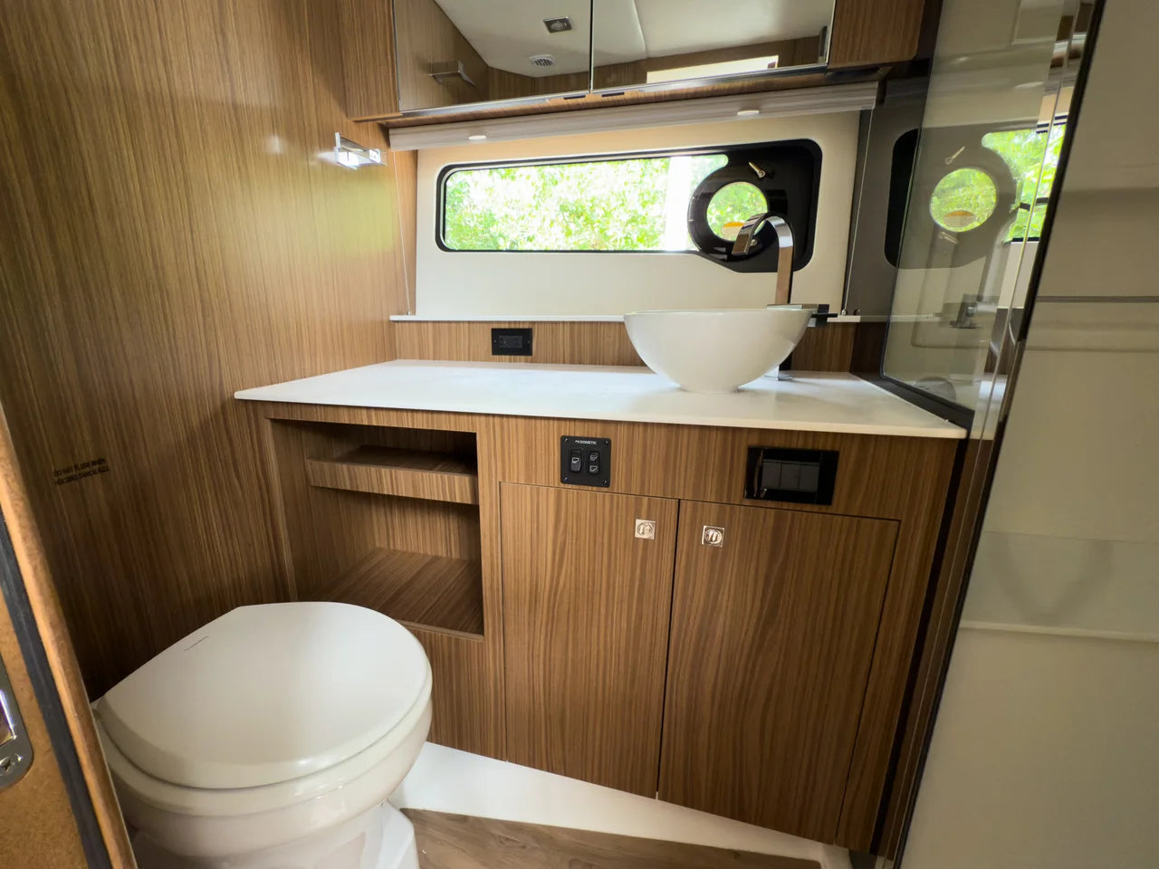 2026 Cruisers Yachts 50 GLS OB 50.0 feet, Fort Myers, FL #32