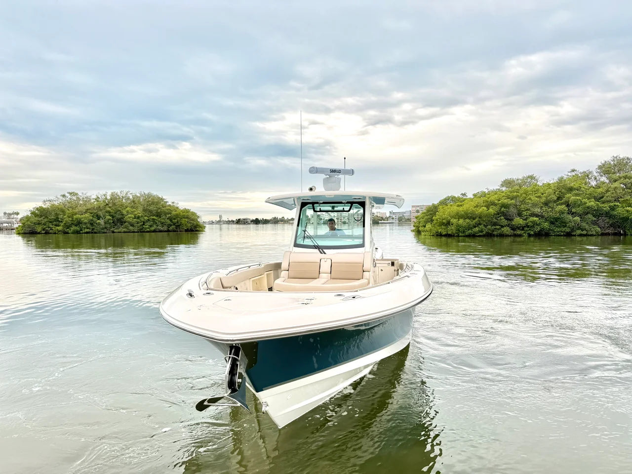 2026 Boston Whaler 360 Outrage 36.0 feet, St Petersburg, FL #8