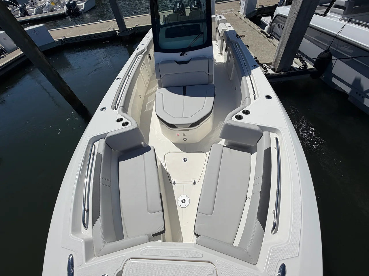 2026 Boston Whaler 330 Outrage 33.0 feet, Jupiter, Florida #44