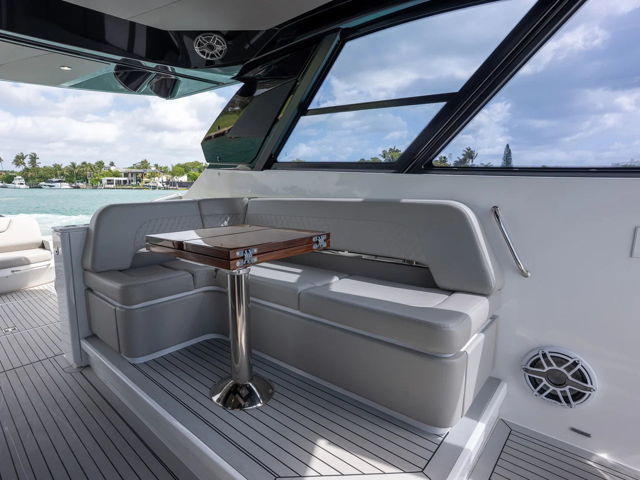 2024 Cruisers Yachts 50 GLS 50.0 feet, Miami, FL #9