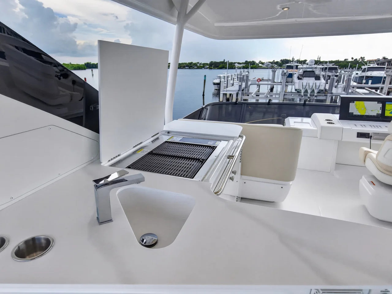 2026 Cruisers Yachts 57 FLY 57.0 feet, Stuart, Florida #120