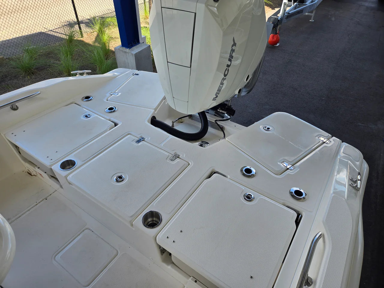 2026 Boston Whaler 250 Dauntless 25.0 feet, Charleston, SC #6