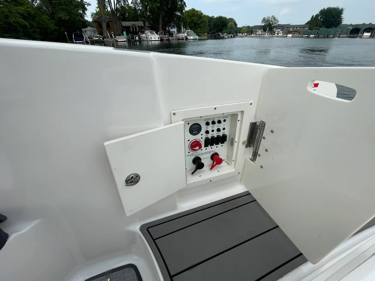 2019 Chaparral 297 SSX SURF 29.0 feet, Excelsior, Minnesota #36