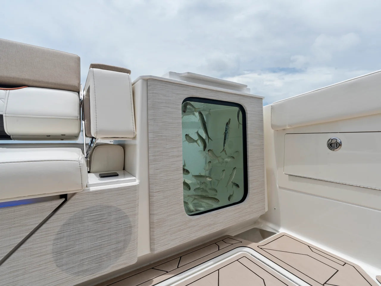 2027 Ducari 37 XIV 37.0 feet, Dania Beach, Florida #28