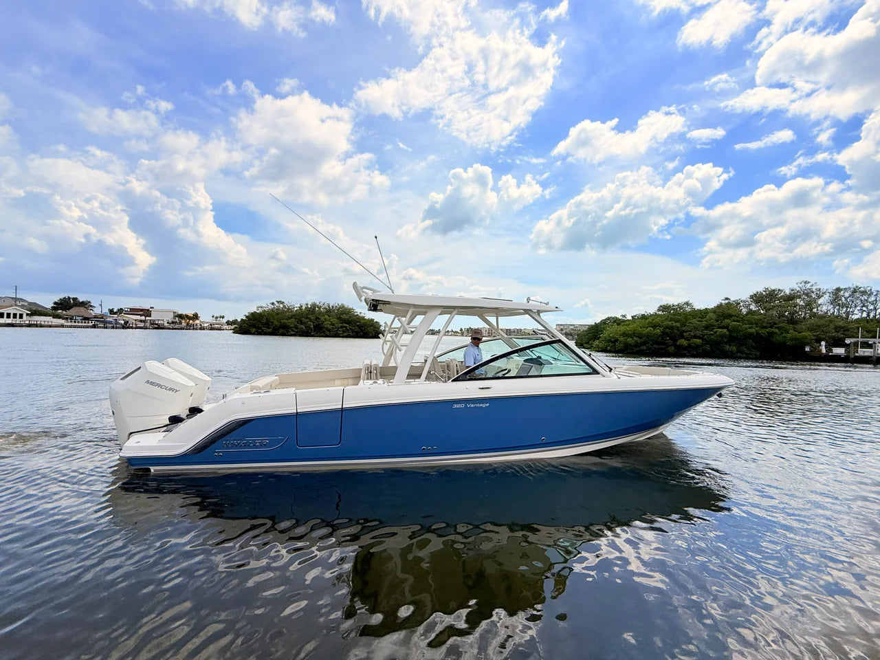 2024 Boston Whaler 320 Vantage 32.0 feet, St Petersburg, FL #16