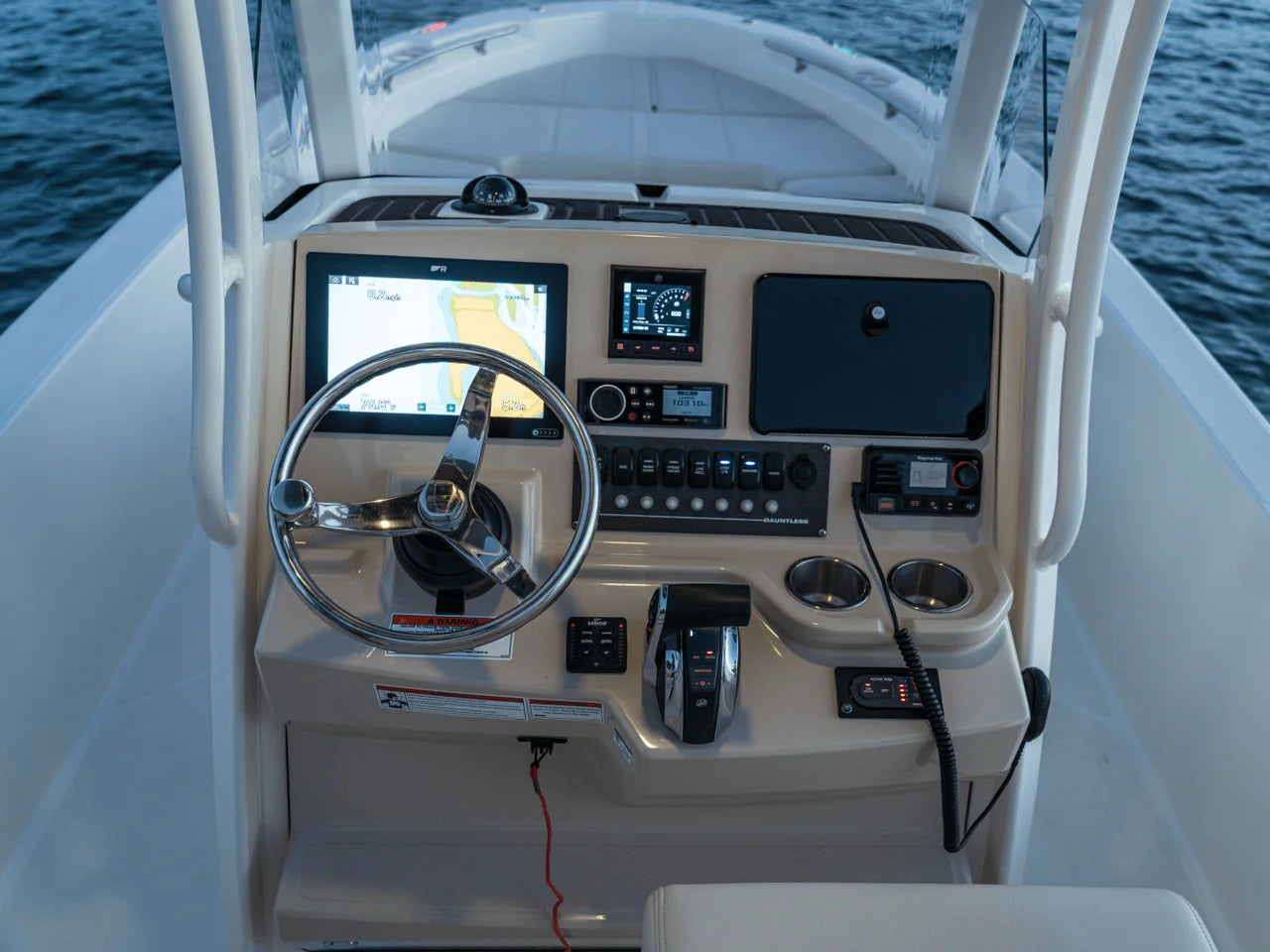 2026 Boston Whaler 250 Dauntless 25.0 feet, Inuvik, Northwest Territories #55