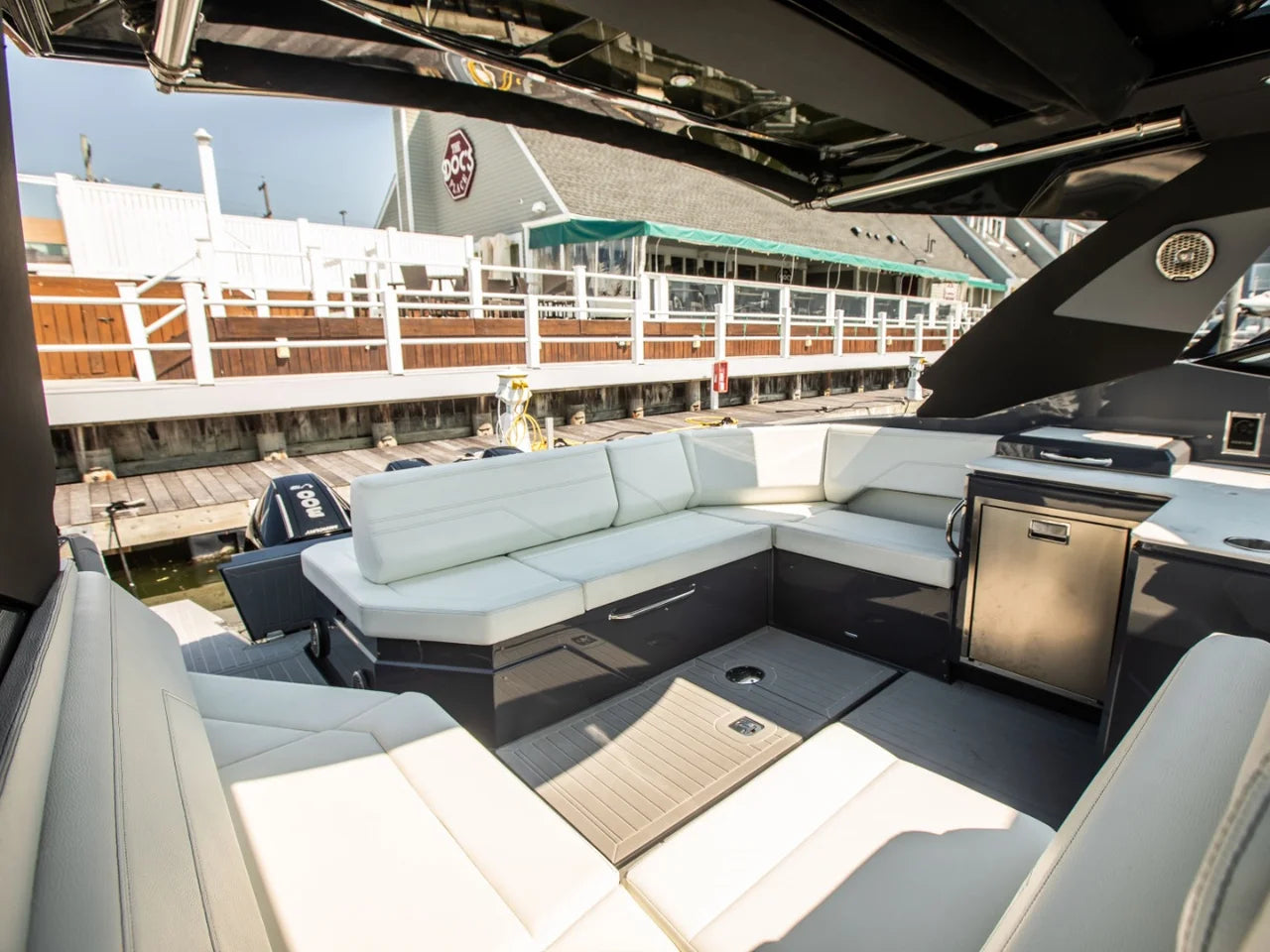 2024 Cruisers Yachts 38 GLS-OB SB 38.0 feet, Somers Point, New Jersey #18