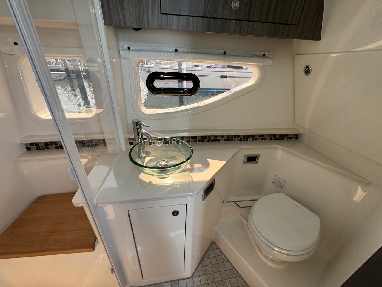 2025 Sea Ray 370 SUNDANCER OB 39.0 feet, Somers Point, New Jersey #36