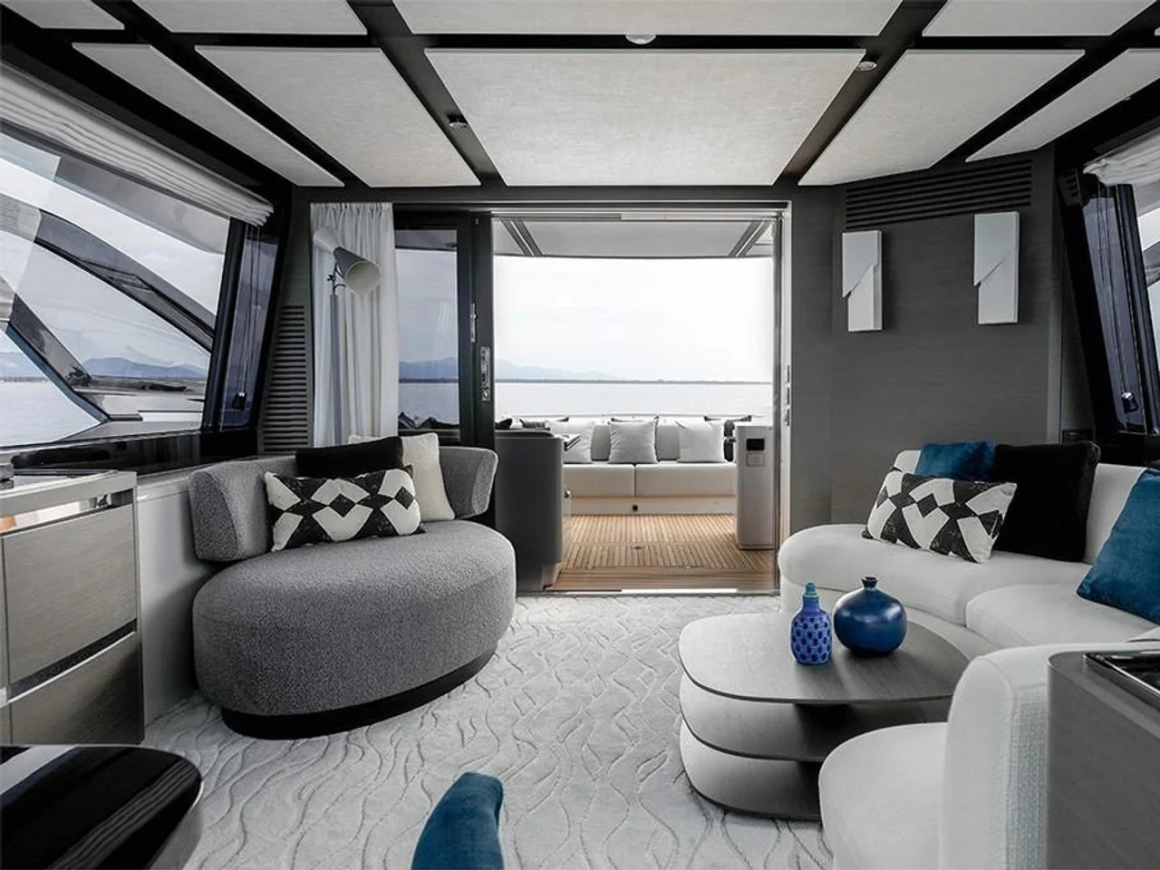 2026 Azimut S8 80.0 feet, Inuvik, Northwest Territories #11