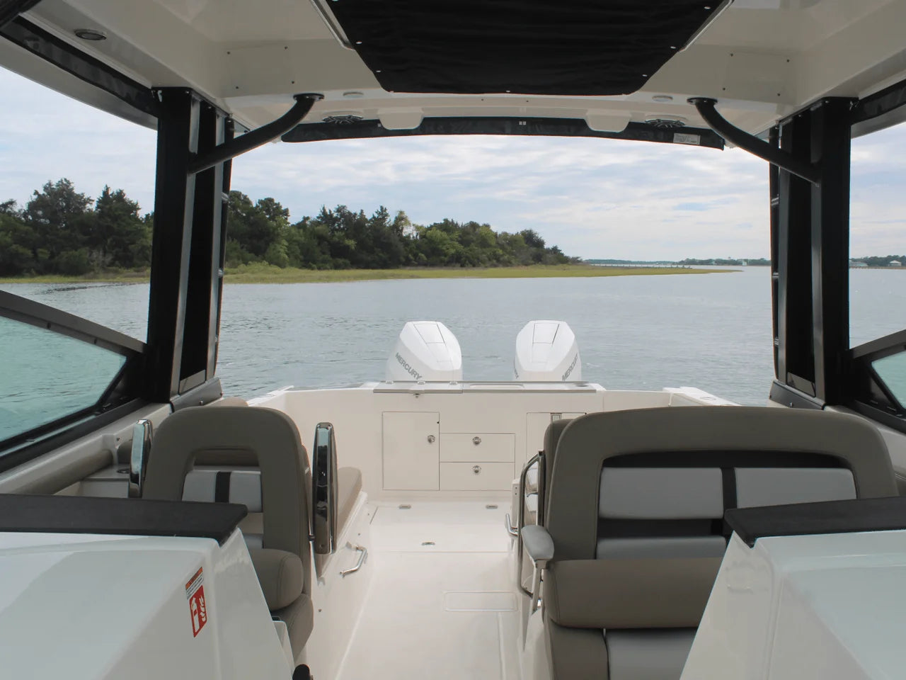 2026 Boston Whaler 330 Vantage 33.0 feet, Charleston, SC #36