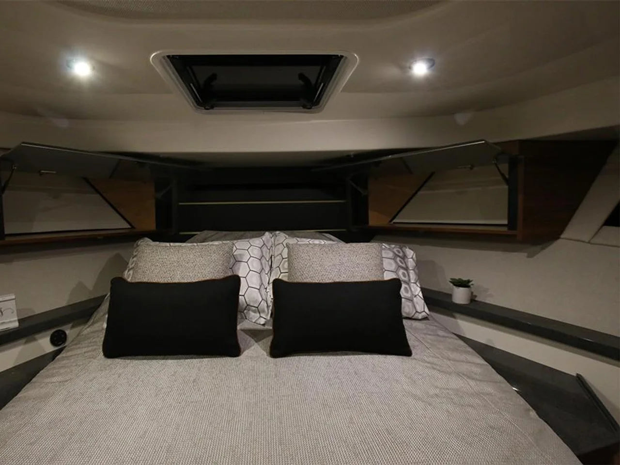 2026 Boston Whaler 405 Conquest 40.0 feet, Inuvik, Northwest Territories #56