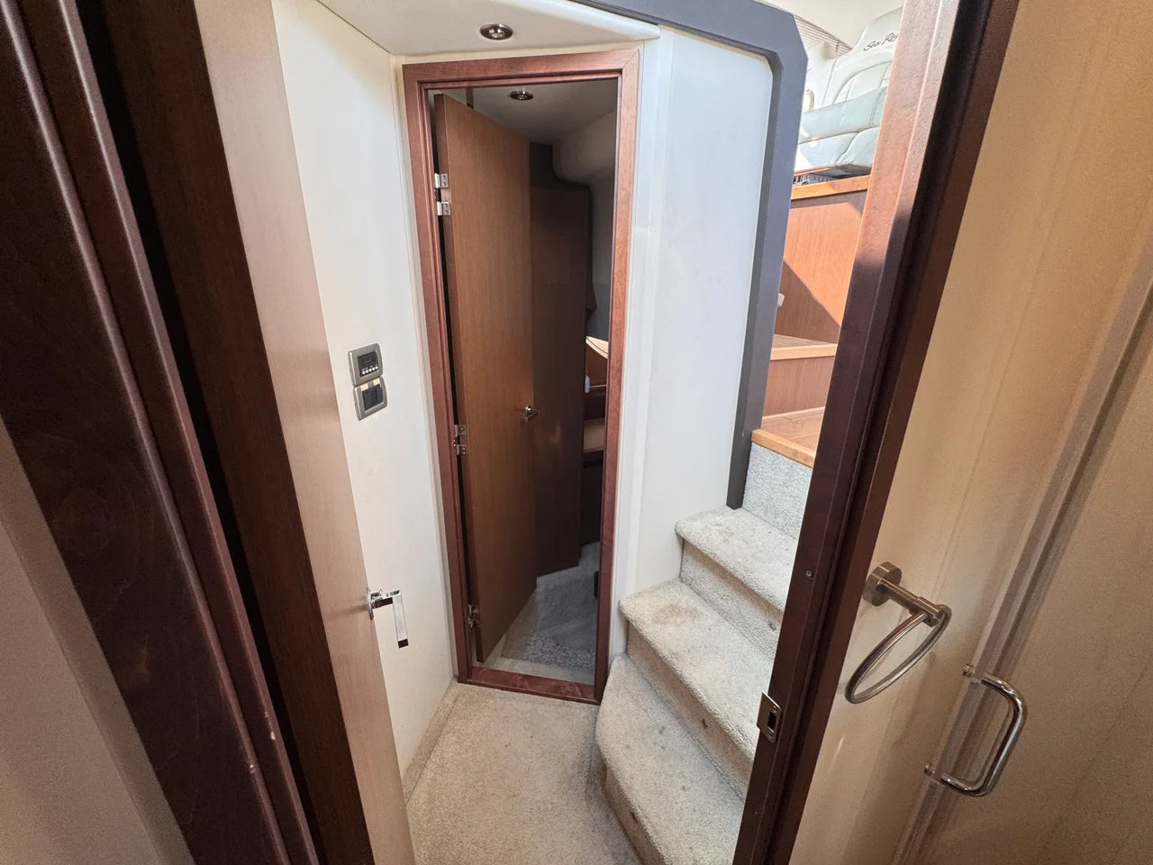 2017 Sea Ray 410 SUNDANCER 40.0 feet, Norwalk, Connecticut #40