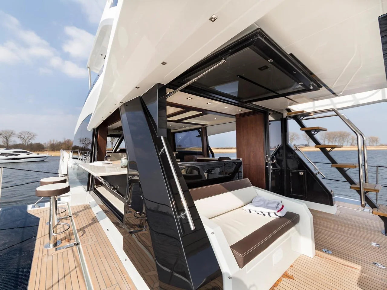 2026 Galeon 640 FLY 64.0 feet, Inuvik, Northwest Territories #11