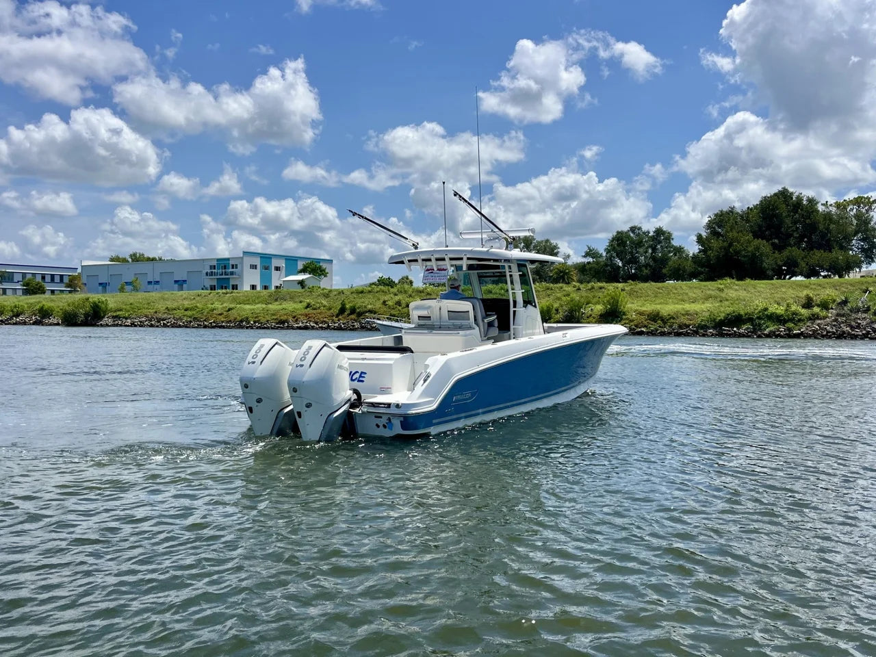 2023 Boston Whaler 330 OUTRAGE 33.0 feet, Venice, Florida #11