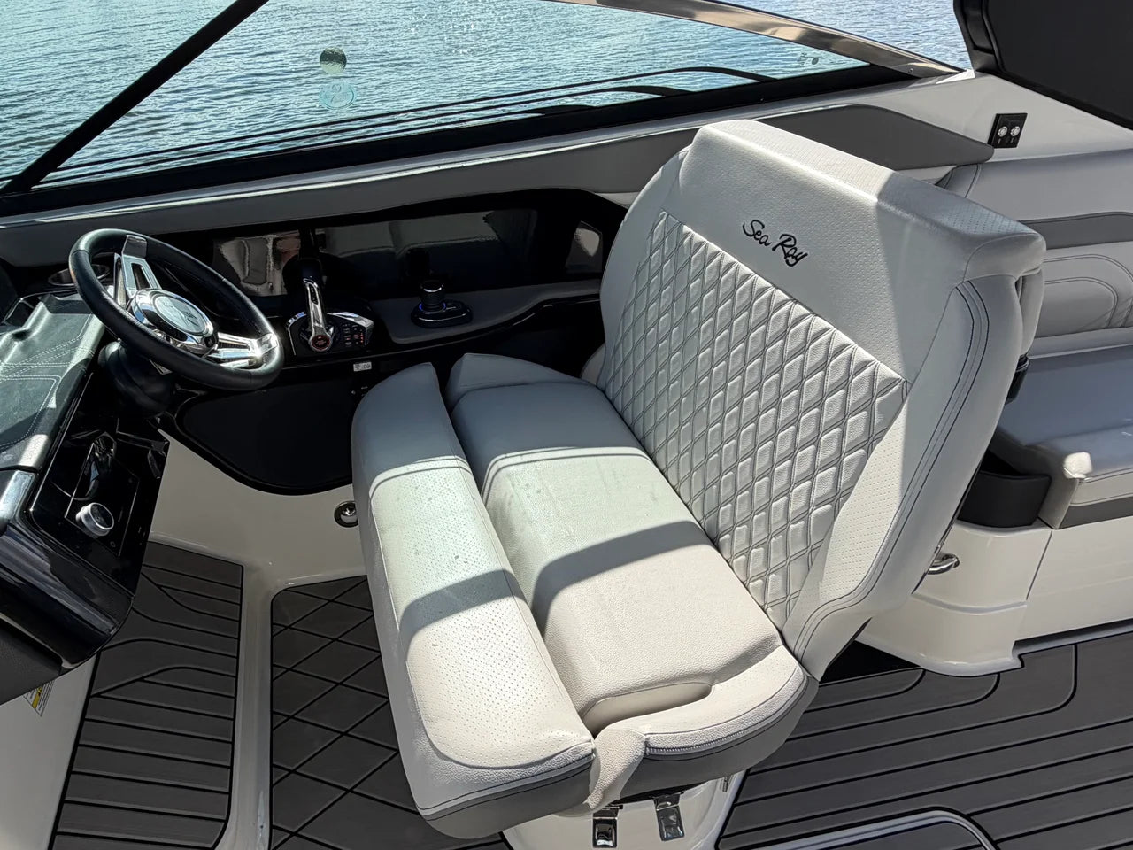 2024 Sea Ray SLX 280 Outboard 28.0 feet, Jupiter, Florida #29