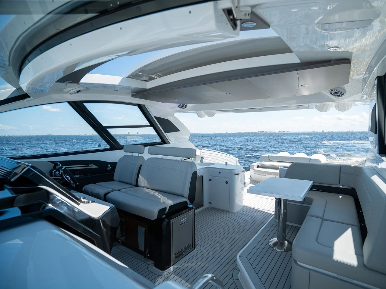 2026 Cruisers Yachts 50 GLS OB 50.0 feet, Fort Myers, FL #25
