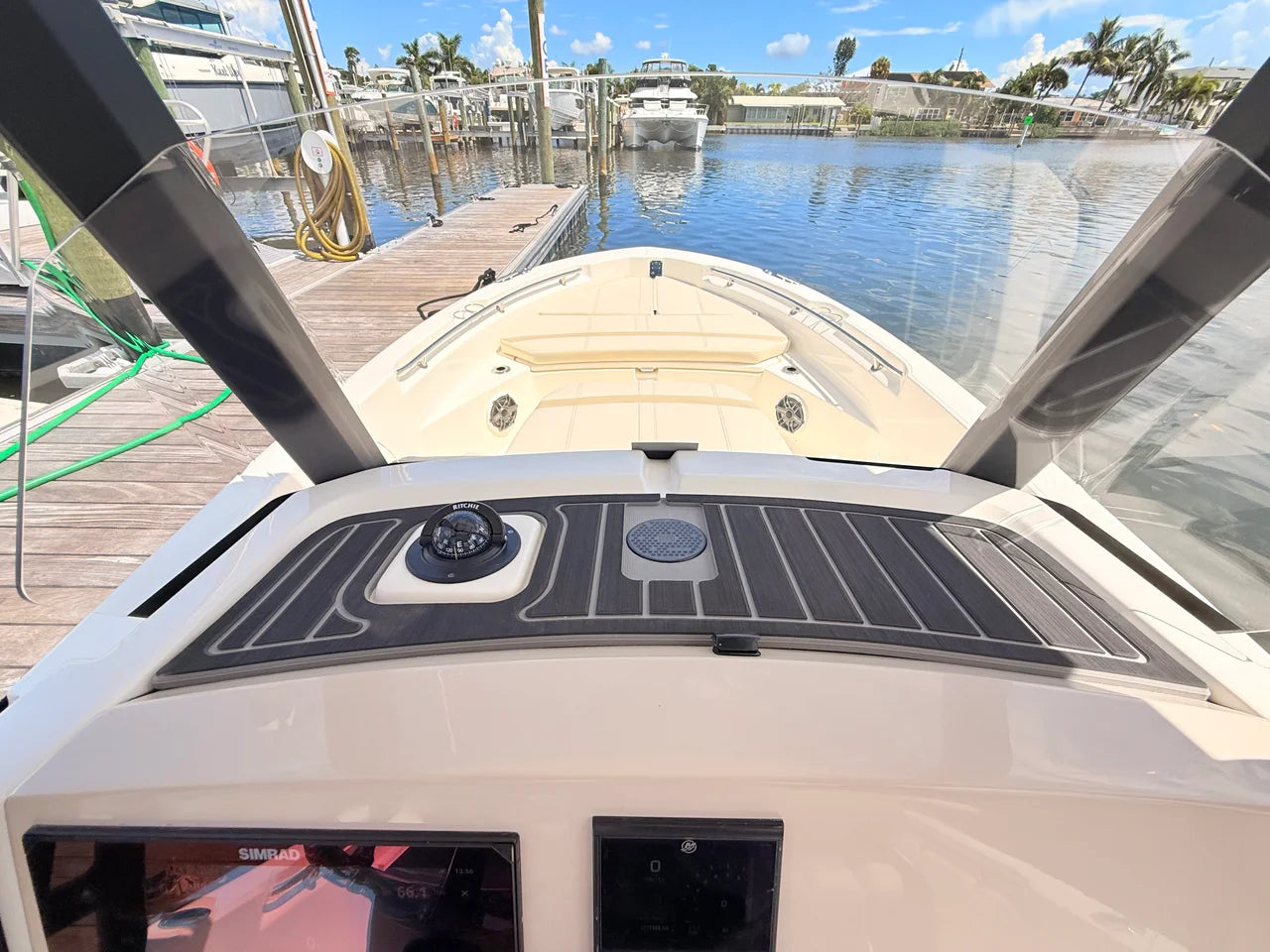 2027 Boston Whaler 220 Dauntless 22.0 feet, St Petersburg, FL #47