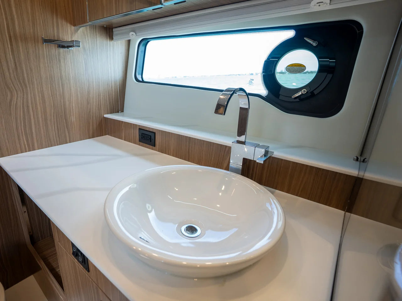 2024 Cruisers Yachts 50 GLS 50.0 feet, Miami, FL #24