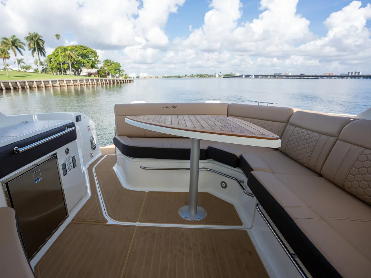 2026 Sea Ray Sundancer 320 Outboard 32.0 feet, Miami, FL #16