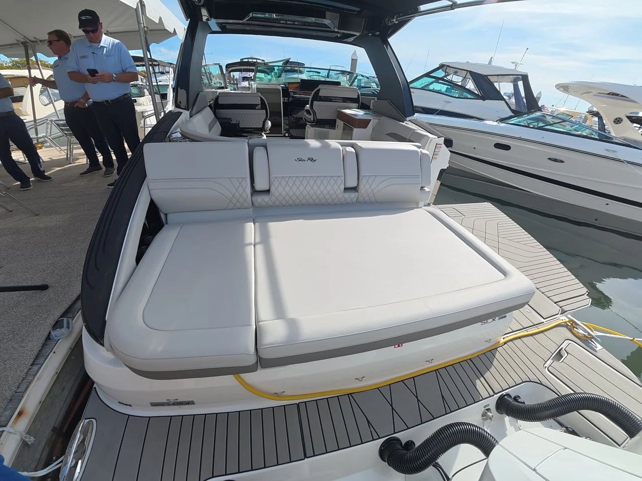 2027 Sea Ray SLX 360 Outboard 36.0 feet, Somers Point, New Jersey #5