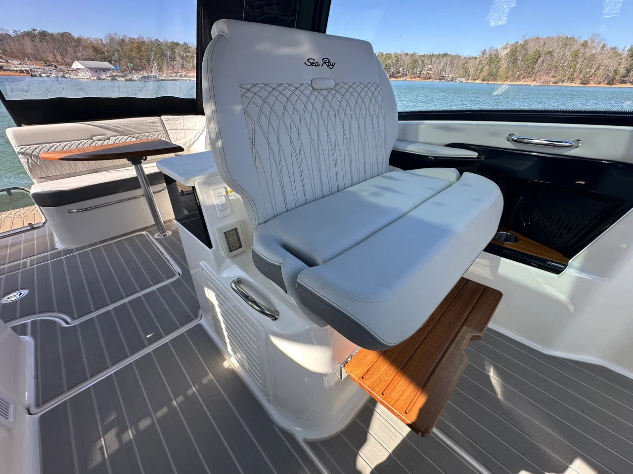 2026 Sea Ray Sundancer 370 37.0 feet, Cumming, GA #19