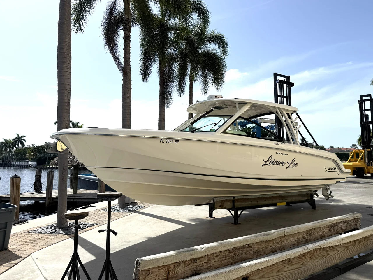 2018 Boston Whaler 320 VANTAGE 32.0 feet, Pompano Beach, Florida #5