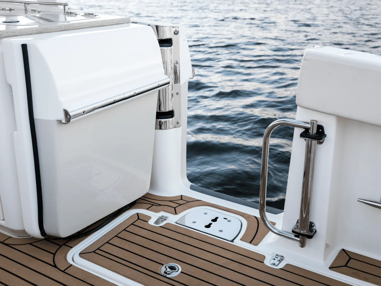 2024 Boston Whaler 320 Vantage 32.0 feet, Norwalk, Connecticut #57