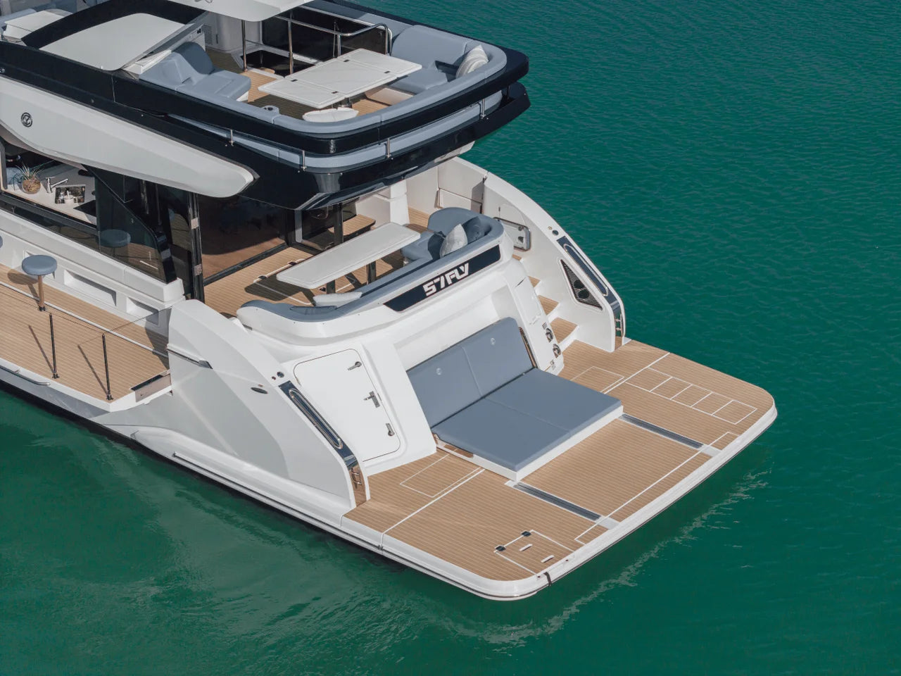 2027 Cruisers Yachts 57 FLY 57.0 feet, Naples, Florida #15